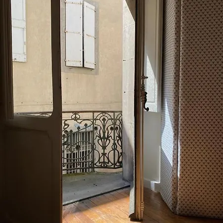 La Maison De L' Ambassadeur לינה וארוחת בוקר 4*