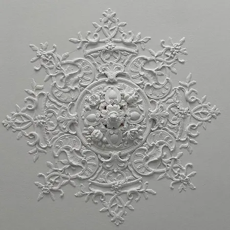 La Maison De L' Ambassadeur 2* قرقشونه