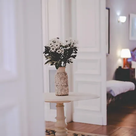 Bed & Breakfast La Maison De L' Ambassadeur 2*