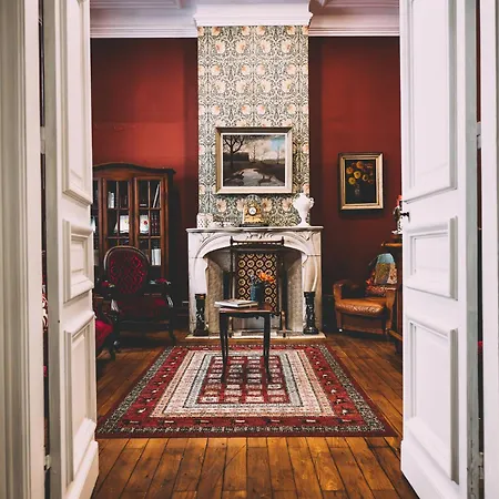 La Maison De L' Ambassadeur Bed & Breakfast
