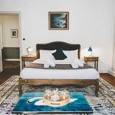 La Maison De L' Ambassadeur Bed & Breakfast 2*