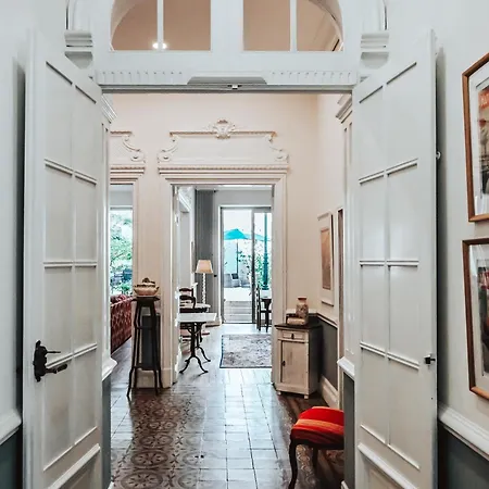 La Maison De L' Ambassadeur Oda ve Kahvaltı Carcassonne