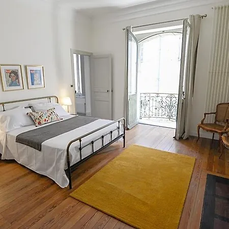 La Maison De L' Ambassadeur