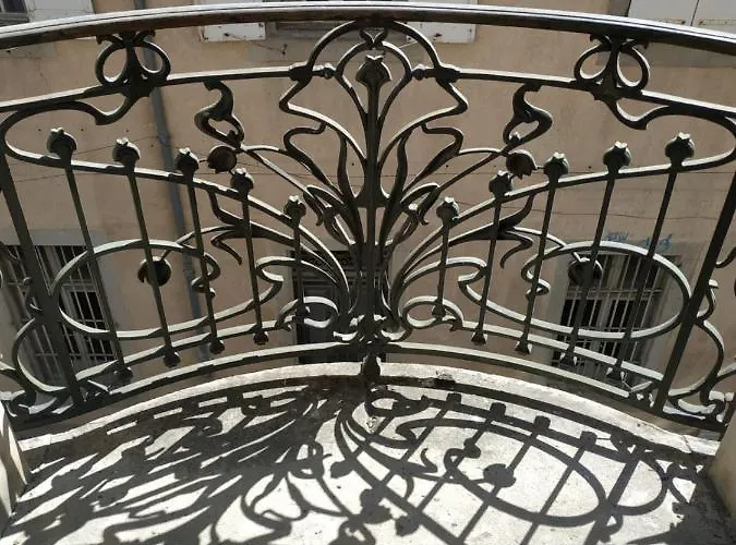 Frühstückspension La Maison De L' Ambassadeur 4*